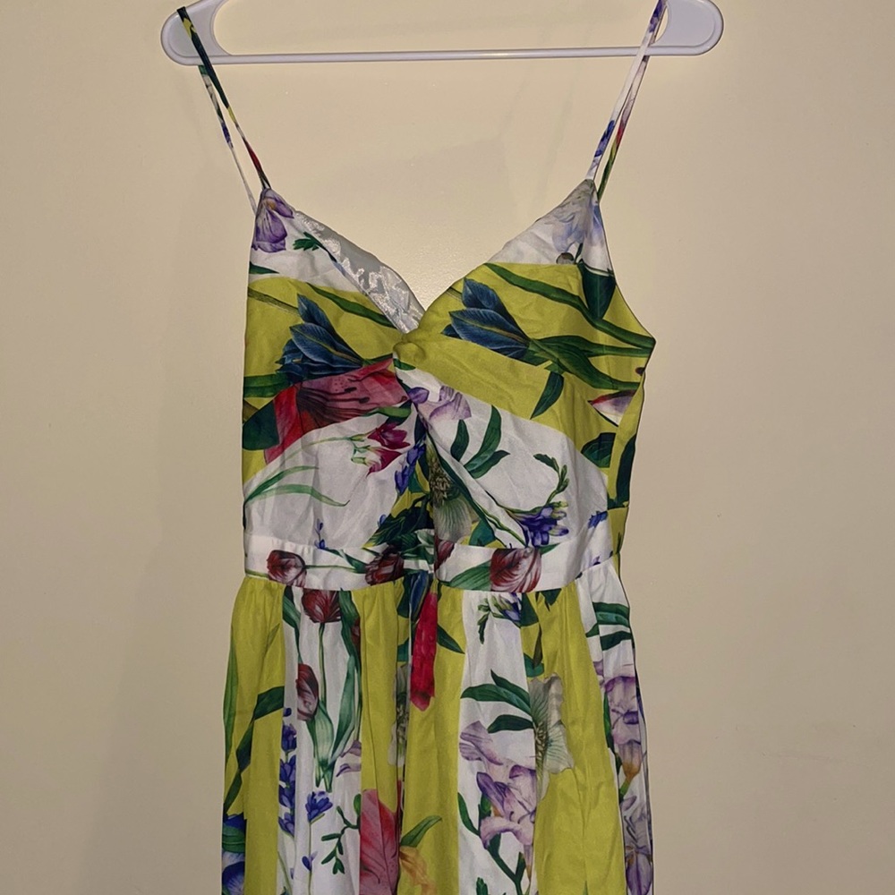 Fashion Nova Yellow Floral Maxi Dress size M (brand new with tags)